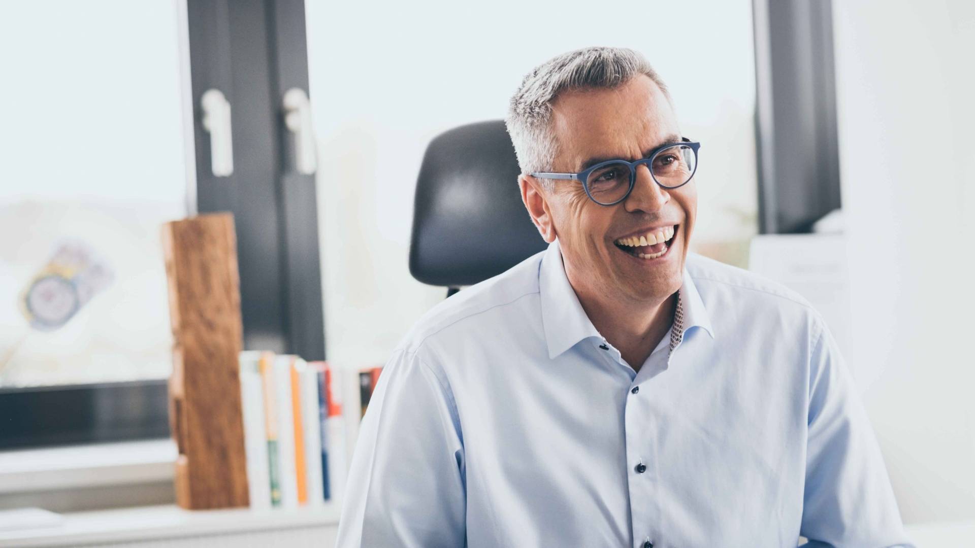 Lidl Mitarbeiter im Büro