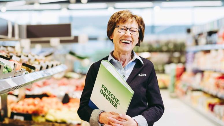 Filiale Verkäuferin Frischeordner