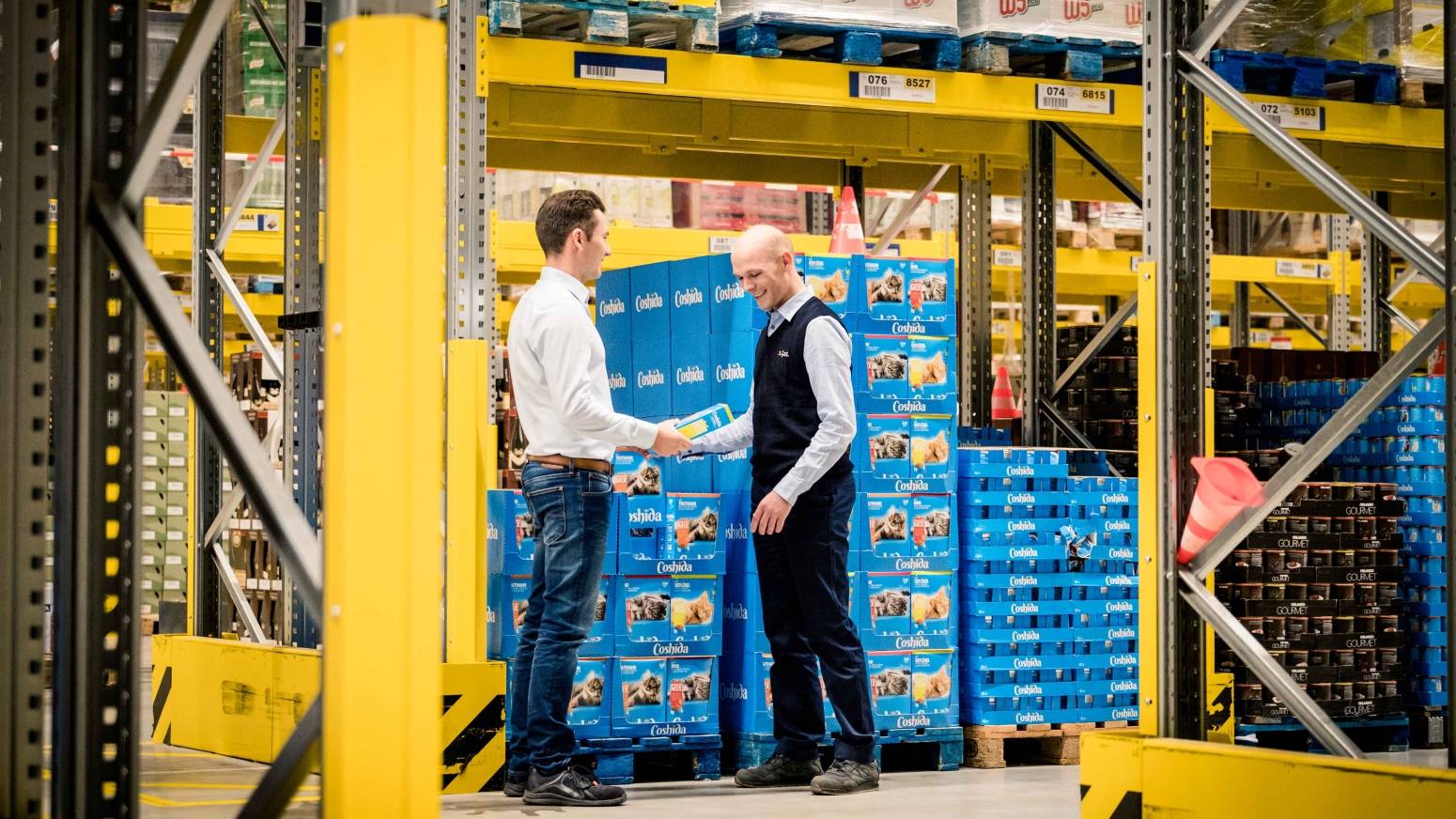 Lagermitarbeiter im Logistikzentrum Infos & Jobs