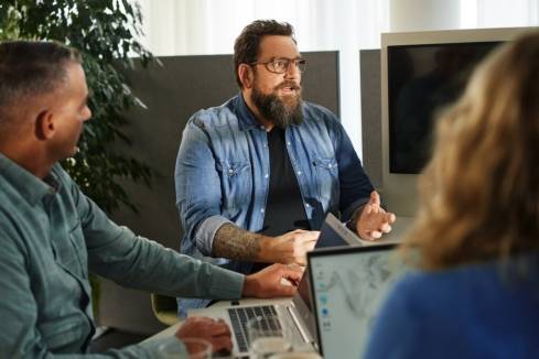 Besprechung in der Zentrale