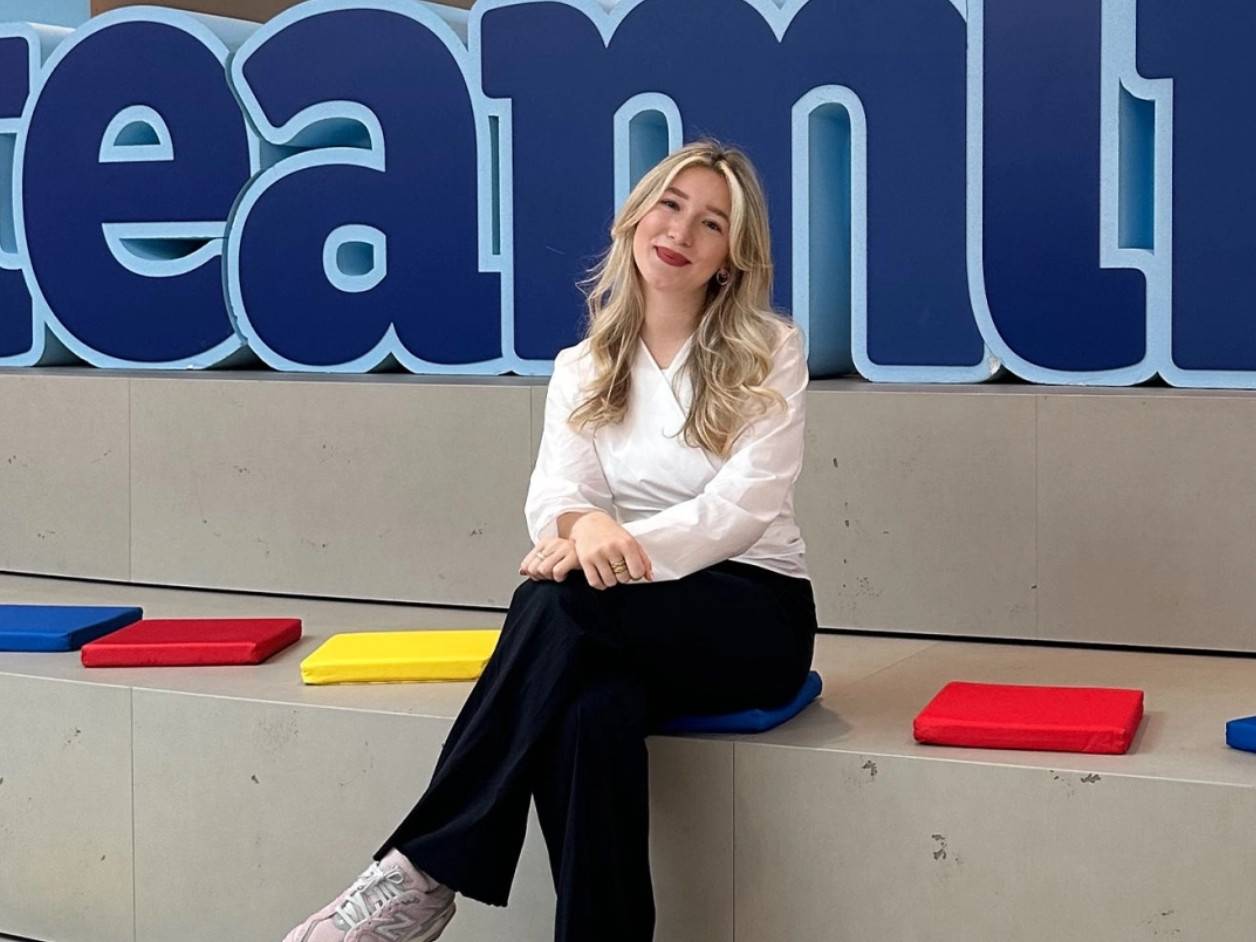 Trainee Lena